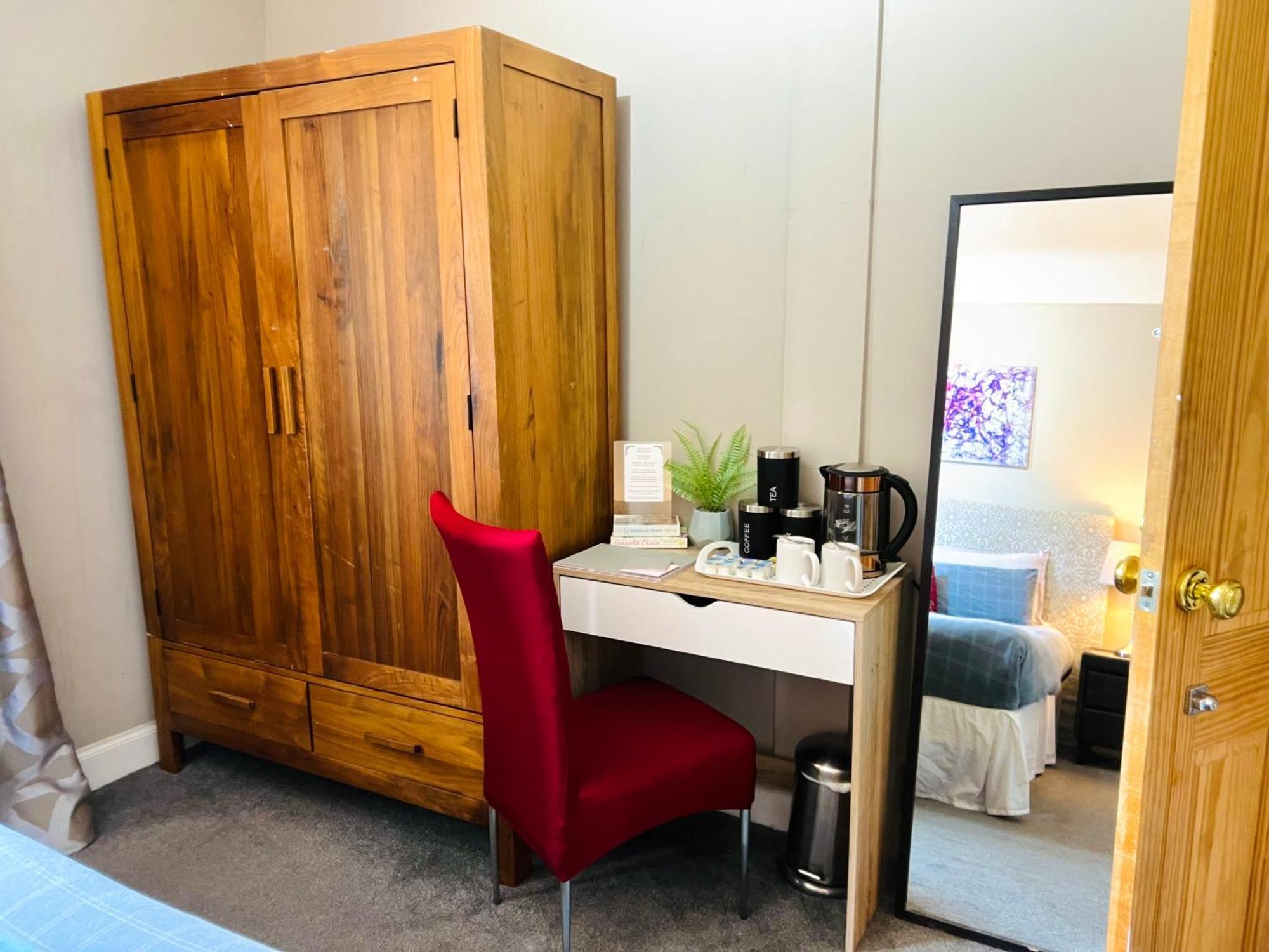 Leith Walk Budget Homestay *